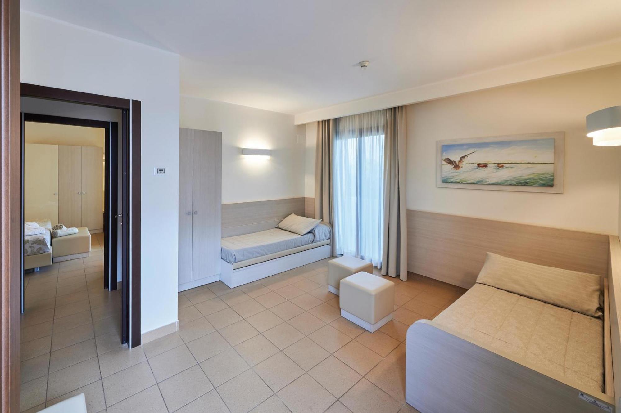 Riva Marina Resort - Cdshotels 카로비그노 외부 사진