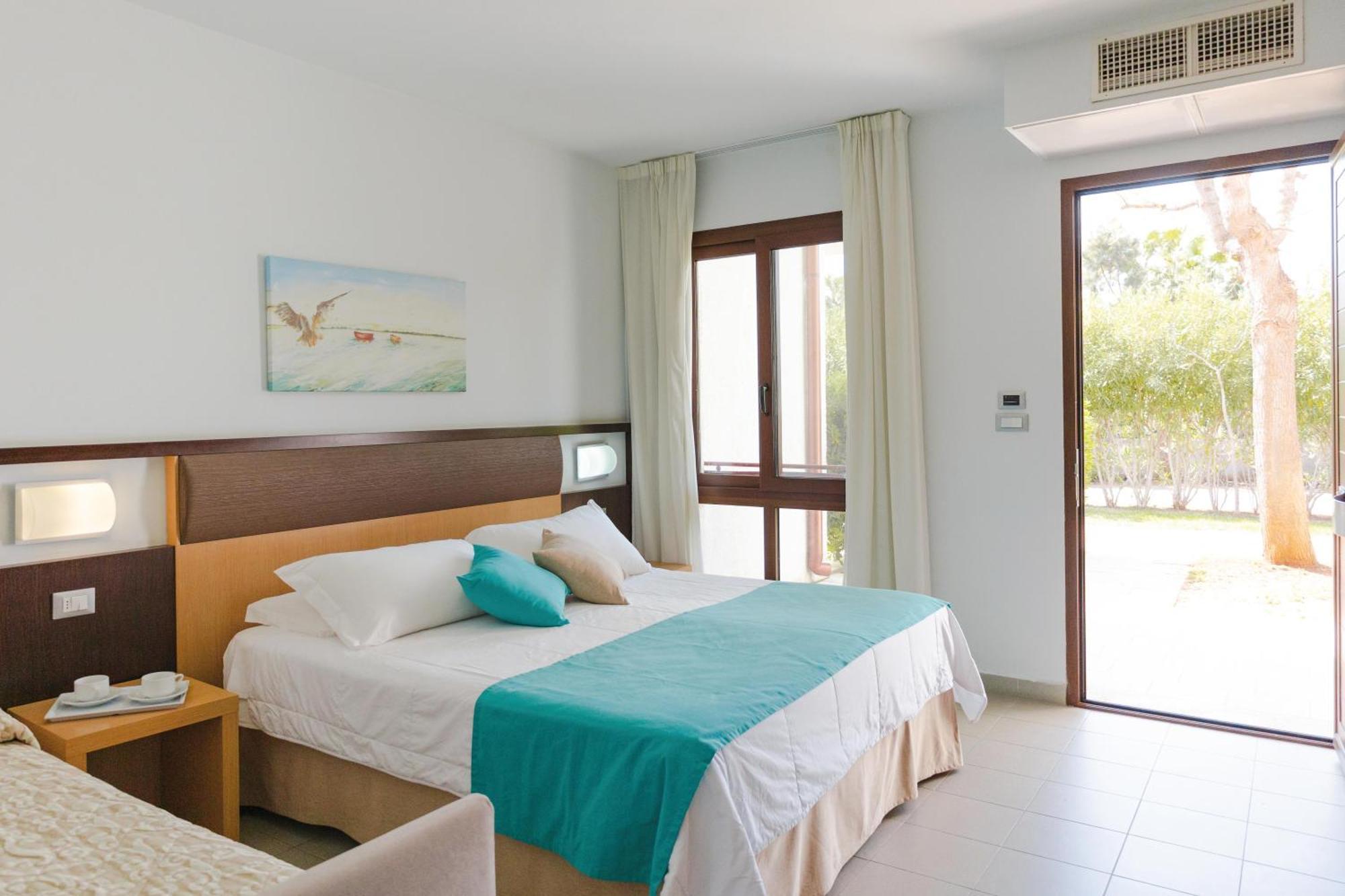 Riva Marina Resort - Cdshotels 카로비그노 외부 사진