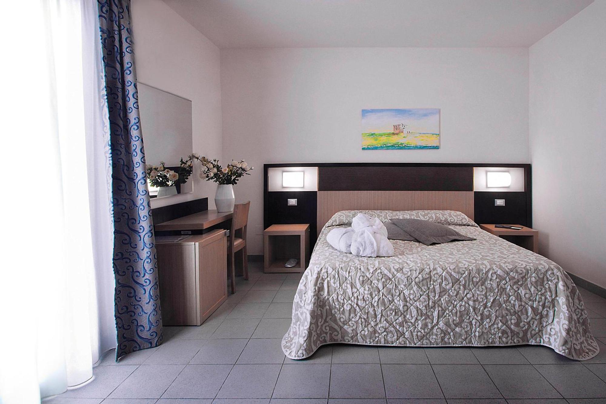 Riva Marina Resort - Cdshotels 카로비그노 외부 사진