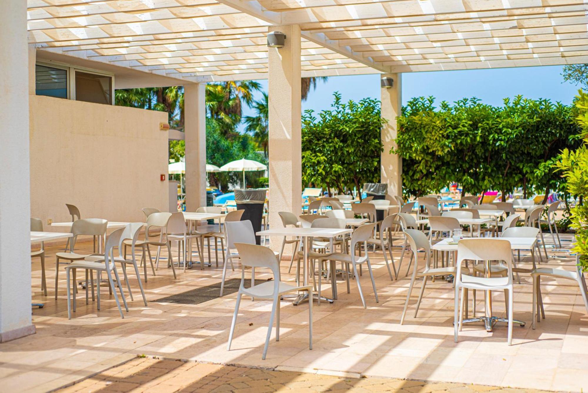 Riva Marina Resort - Cdshotels 카로비그노 외부 사진