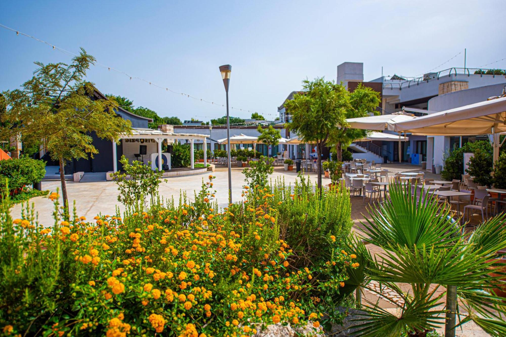 Riva Marina Resort - Cdshotels 카로비그노 외부 사진