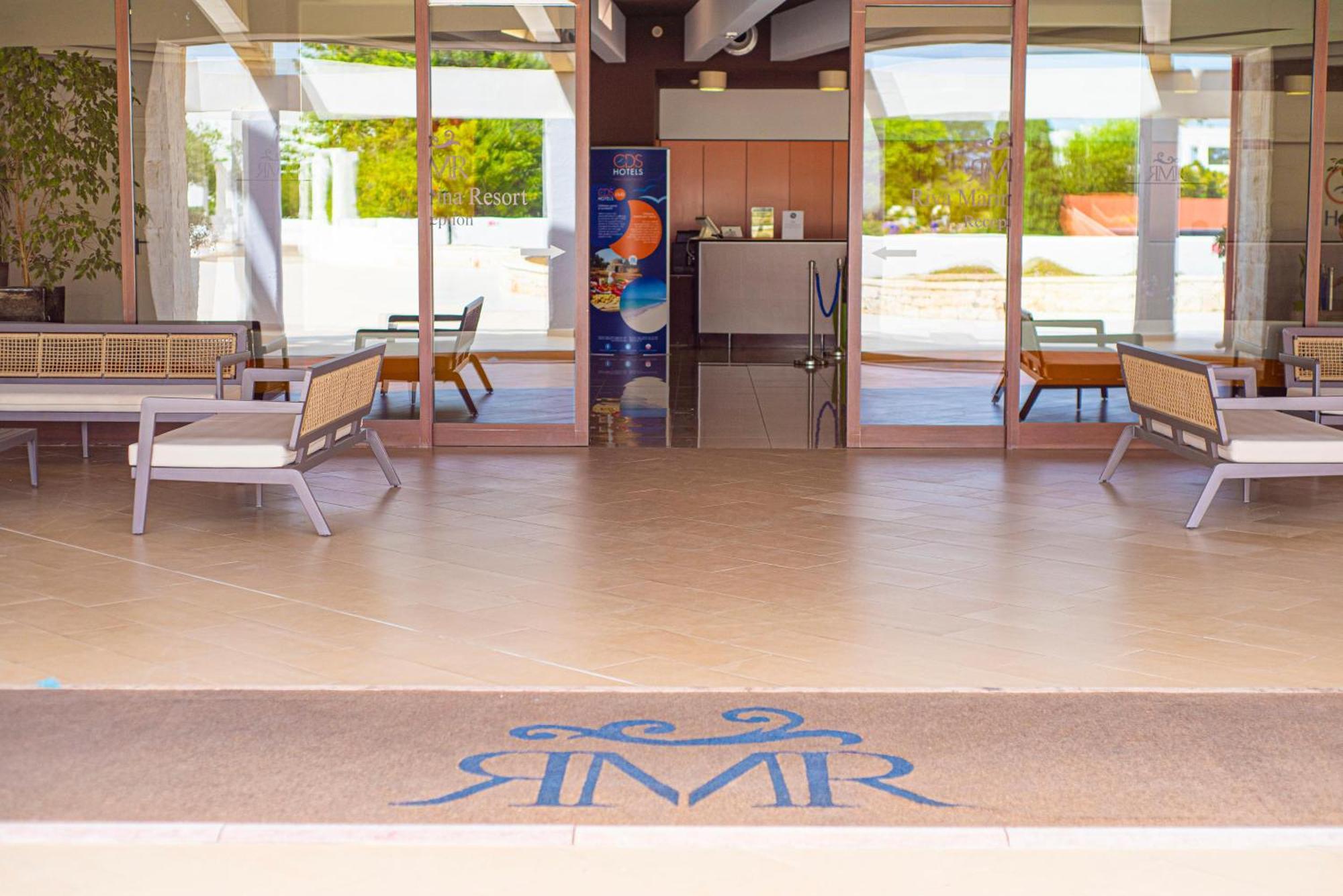 Riva Marina Resort - Cdshotels 카로비그노 외부 사진