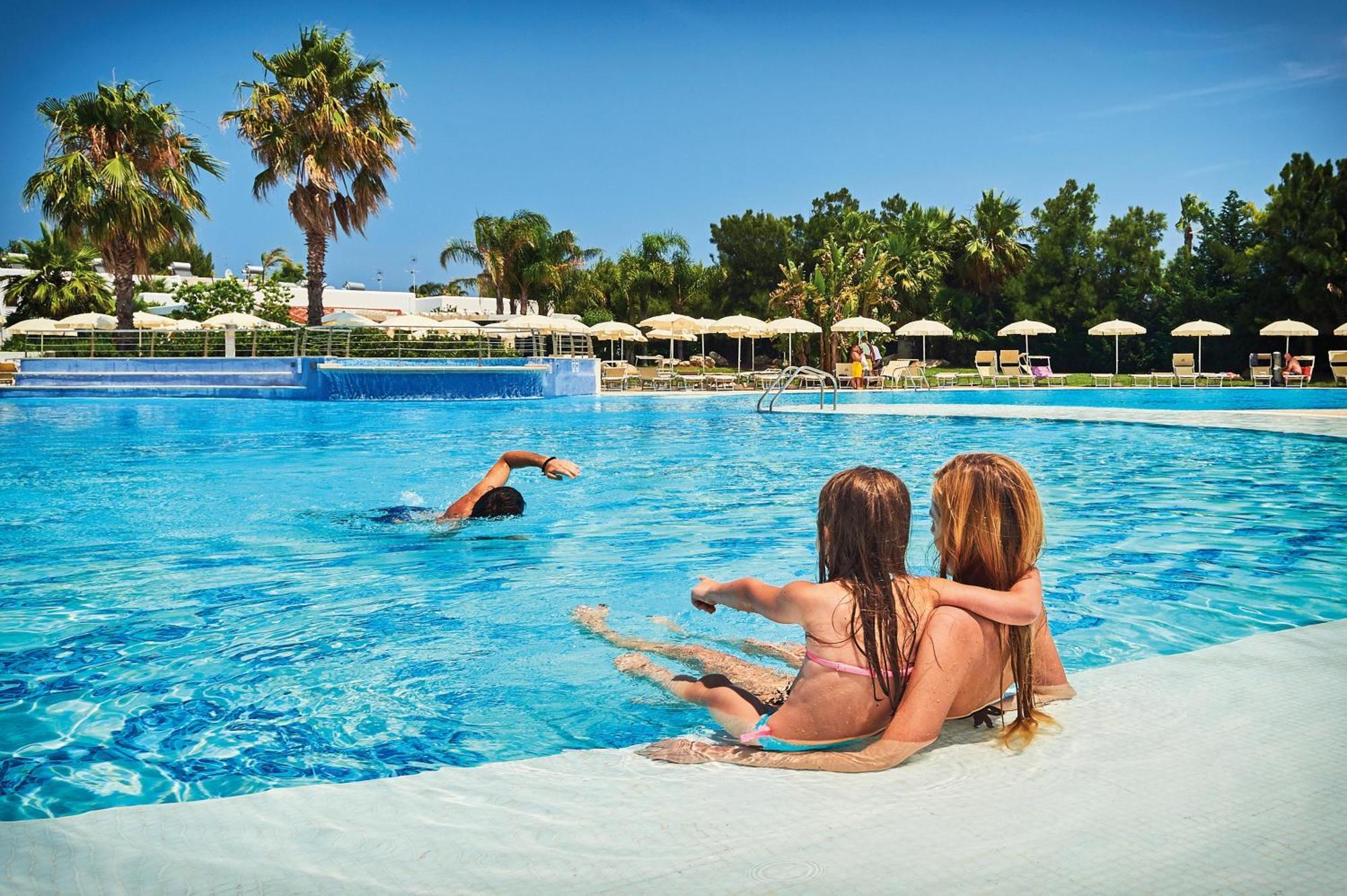 Riva Marina Resort - Cdshotels 카로비그노 외부 사진